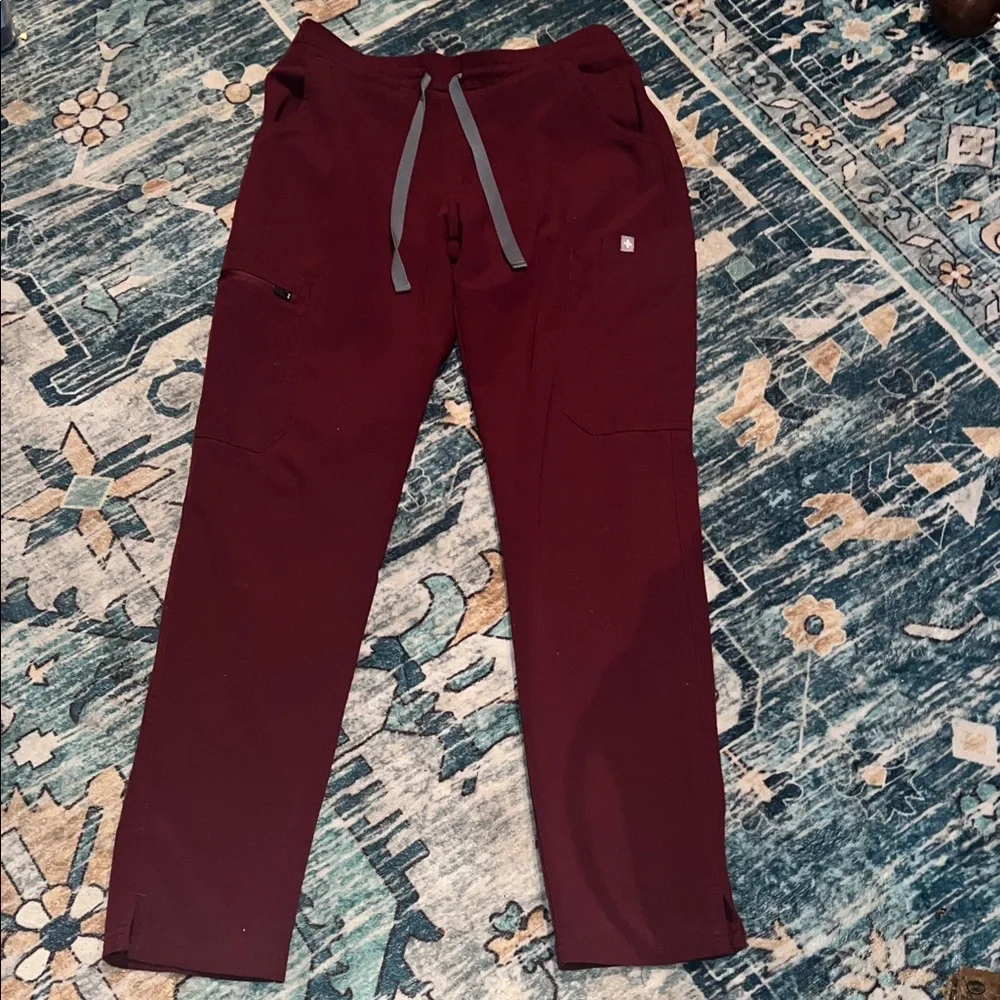 FIGS size XXS Burgundy Pants - Picture 1 of 5